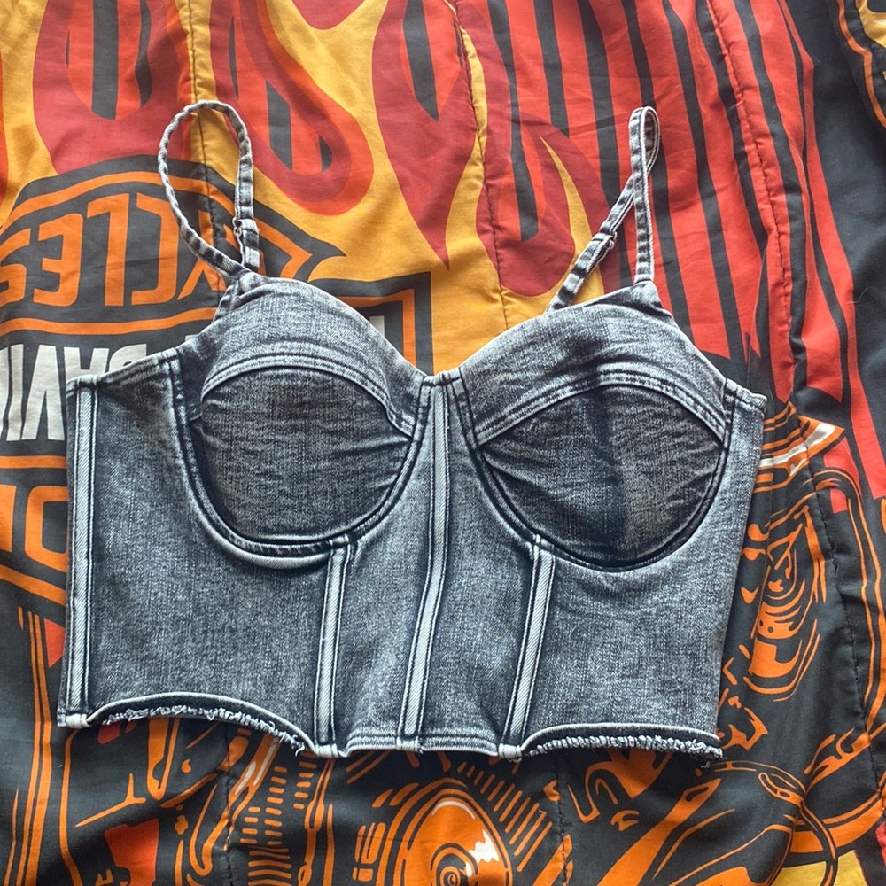crop top